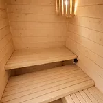 Sauna Apartement, 3 Bedrooms, 8 Prag