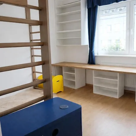 Sauna Apartement, 3 Bedrooms, 8 * Prag