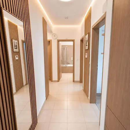 Apartament Sauna Apartement, 3 Bedrooms, 8 *