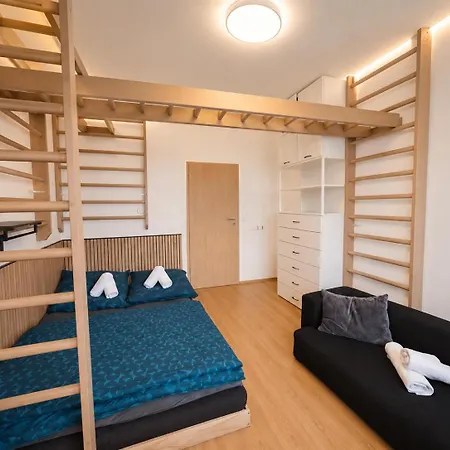 Sauna Apartement, 3 Bedrooms, 8 Apartament
