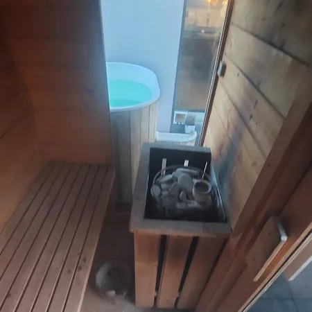 Apartment Sauna Apartement, 3 Bedrooms, 8 Prague