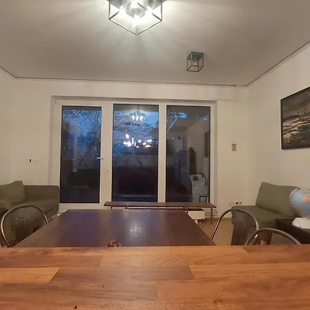 Sauna Apartement, 3 Bedrooms, 8 Apartment Prague